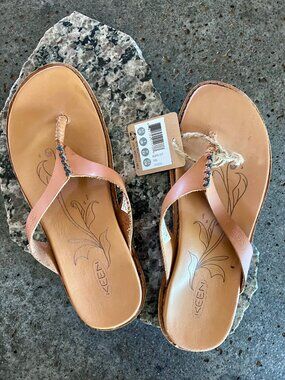 KEEN Women's Alman Flip Flop Sandals Size 6.5 Tan